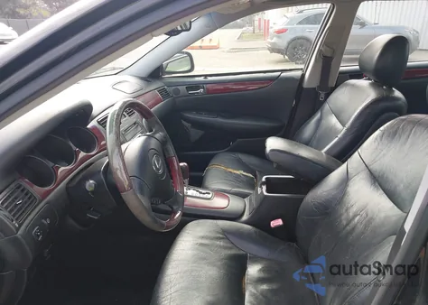 2004 Lexus Es 330 из США, поврежденный, VIN JTHBA30G445004807